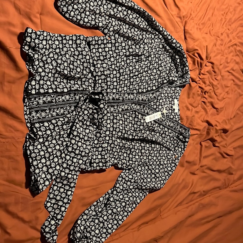 NWT Max Studio Top